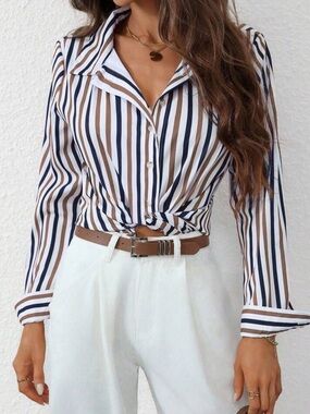 EMERY ROSE Striped Button Front Blouse - Size M Neutral Office Coastal Chic